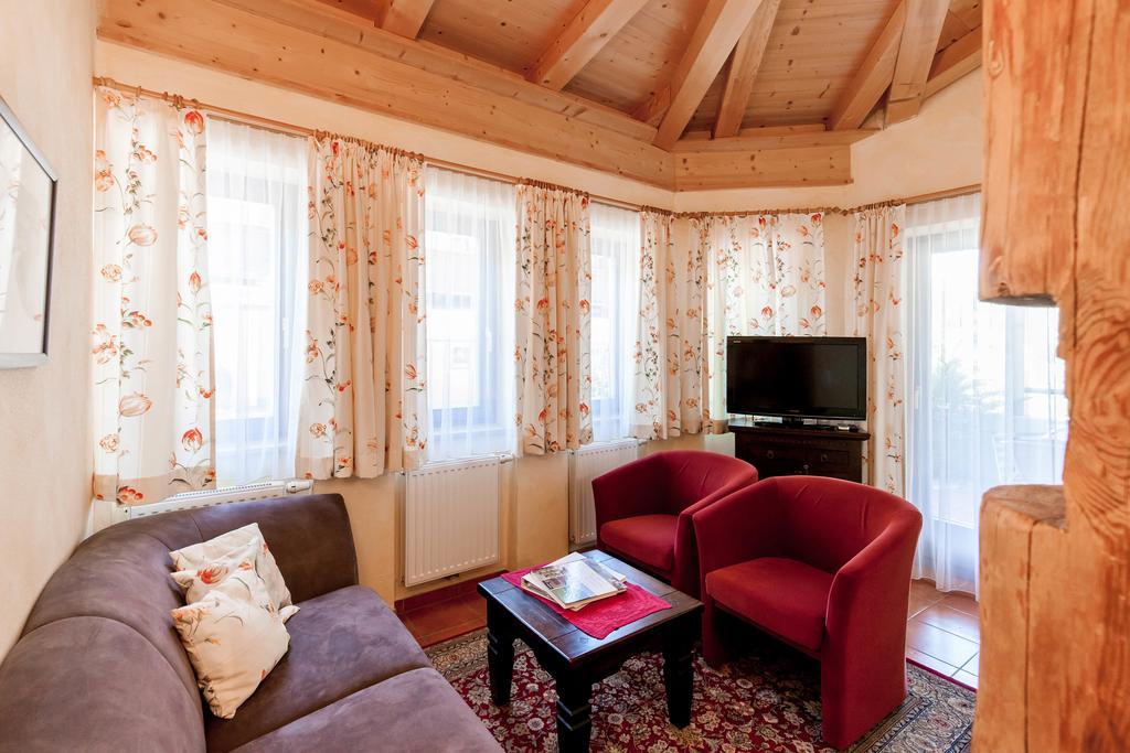 Alimonte Romantic Appartements Sankt Johann in Tirol Esterno foto